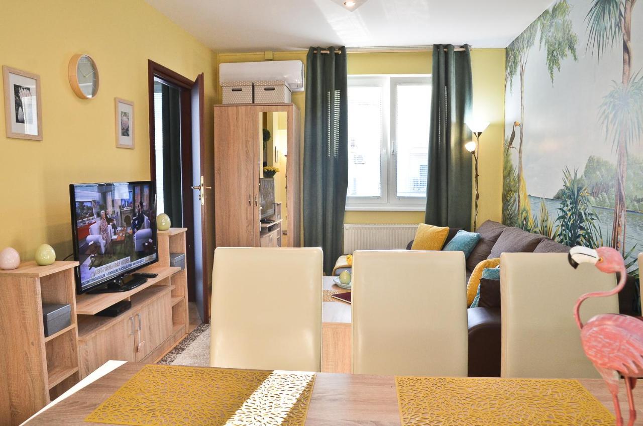Happy Apartman Hajduszoboszlo Luaran gambar