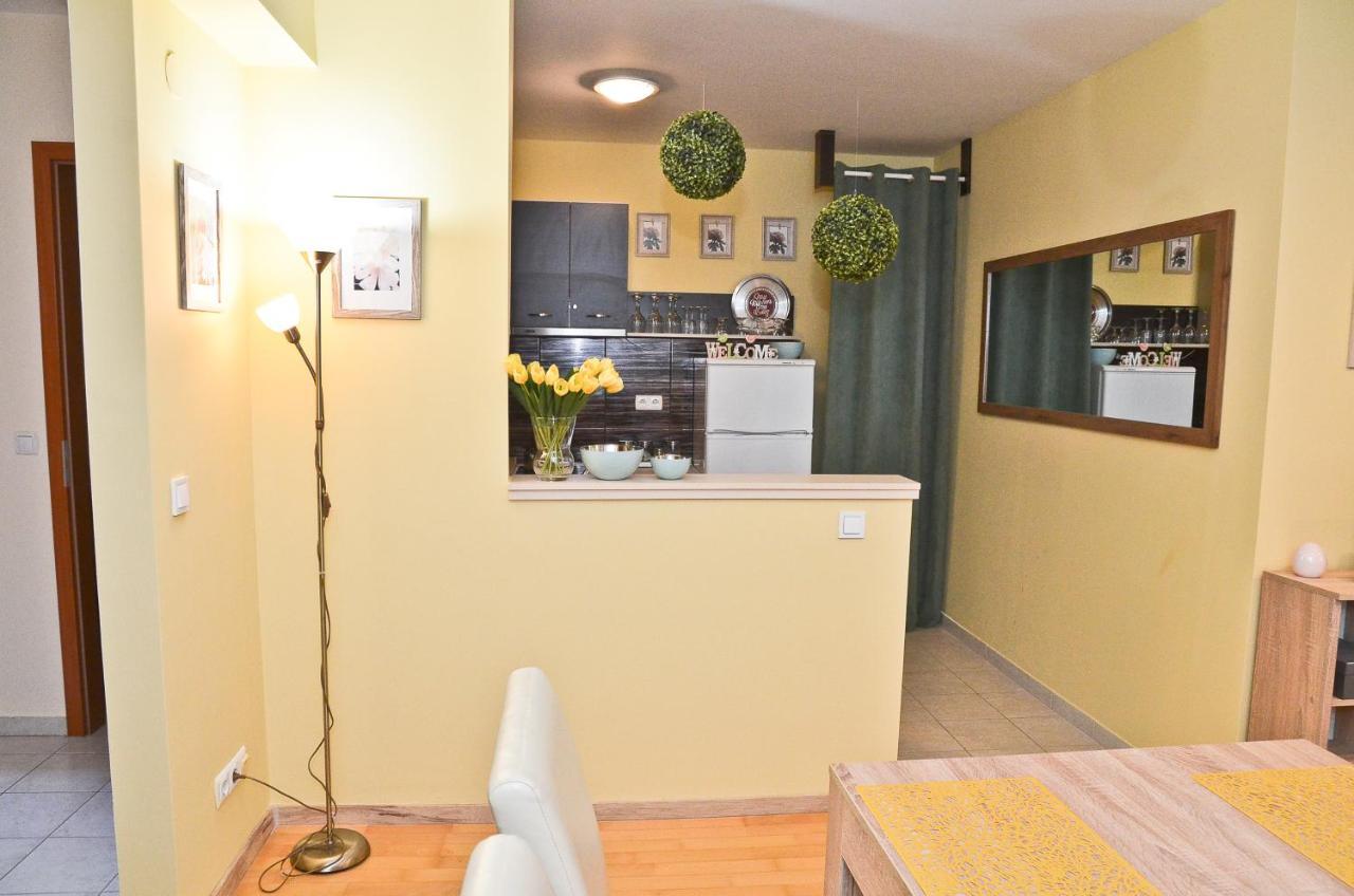 Happy Apartman Hajduszoboszlo Luaran gambar